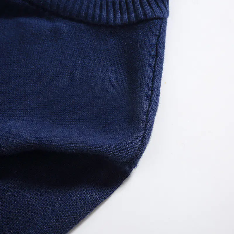 Men's Solid Color V-Neck Knit Sweater (Pullover Style)