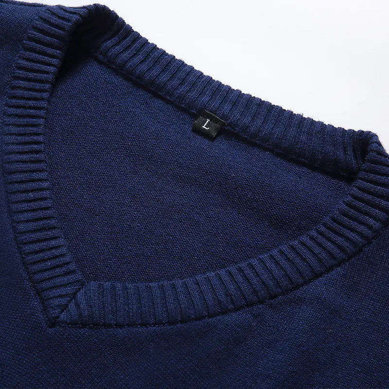 Men's Solid Color V-Neck Knit Sweater (Pullover Style)